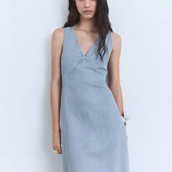 NWT MANGO
Women's Lyocell Midi Dress - Picture 2 of 11